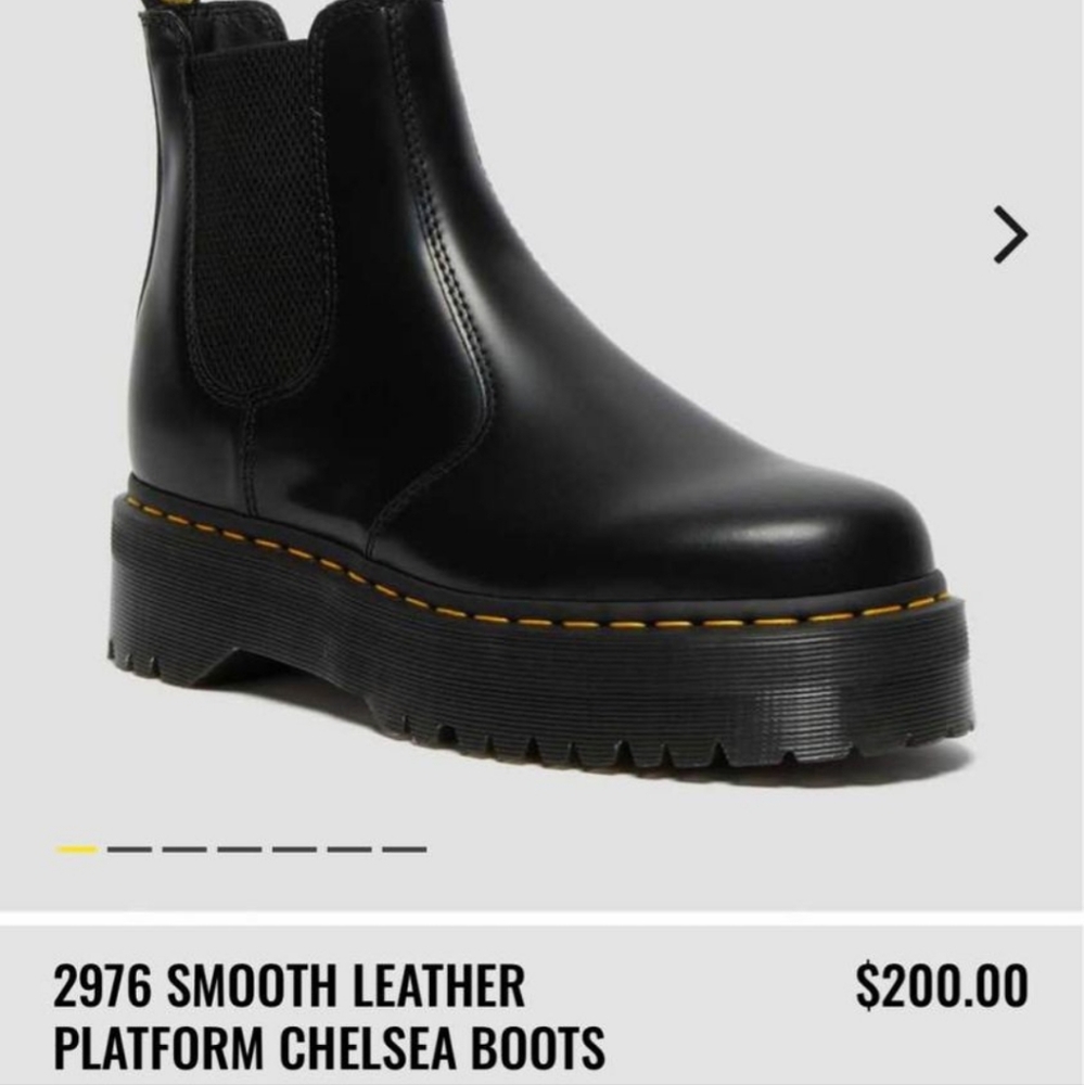 Dr. Marten Chelsea Platform Boots